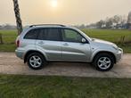 Toyota Rav4 2.0 I 5D 4WD 2001 Grijs, 1998 cc, 4 cilinders, 11 km/l, Handgeschakeld