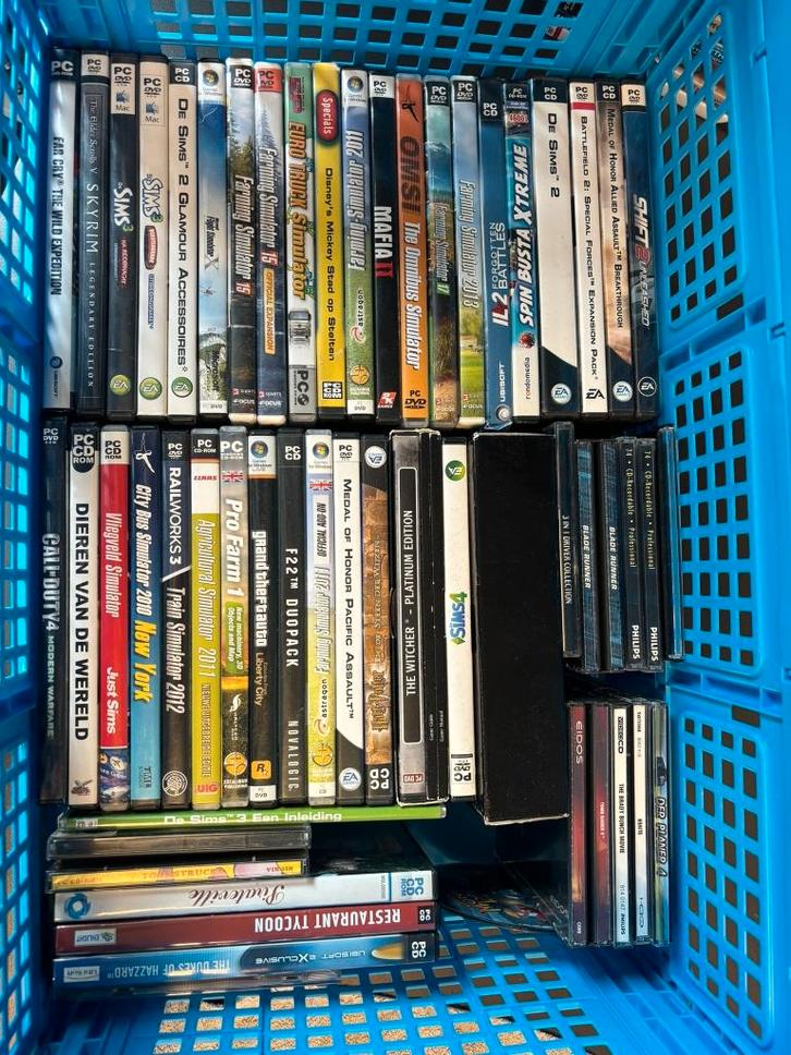 PC games + CD’s | o.a. The Sims, Farming Simulator, GTA, Spelcomputers en Games, Games | Pc, Simulatie, 1 speler, Vanaf 3 jaar