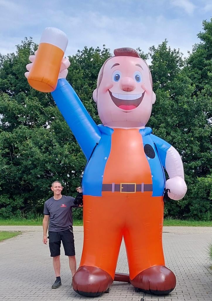 Opblaasfiguren 4m te koop – 0-99 jaar – GRATIS verzending