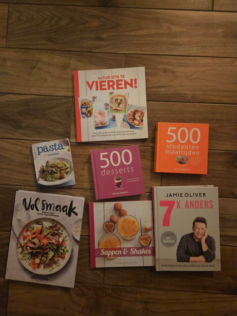 Diverse kookboeken: van pasta tot desserts en Jamie Oliver, Gelezen, Hoofdgerechten, Europa, Diverse auteurs, waaronder Jamie Oliver