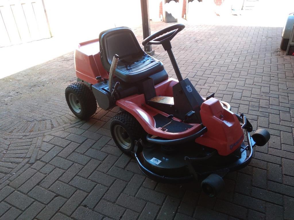 Te koop husqvarna rider 16 hydrostaat., Tuin en Terras, Zitmaaiers, Ophalen, Gebruikt