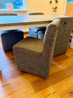 4 eetkamerstoelen met wieltjes, Ophalen, Gebruikt, Bruin, Vier