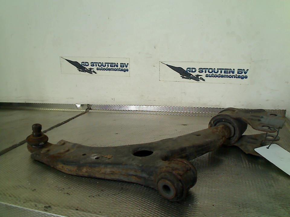 Draagarm Rechts Voor Ford Focus 3 Wagon (2012-02/2018-05), Gebruikt, Henry-Ford-Straße  1, Köln 50735, , Duitsland, Ford-Werke GmbH