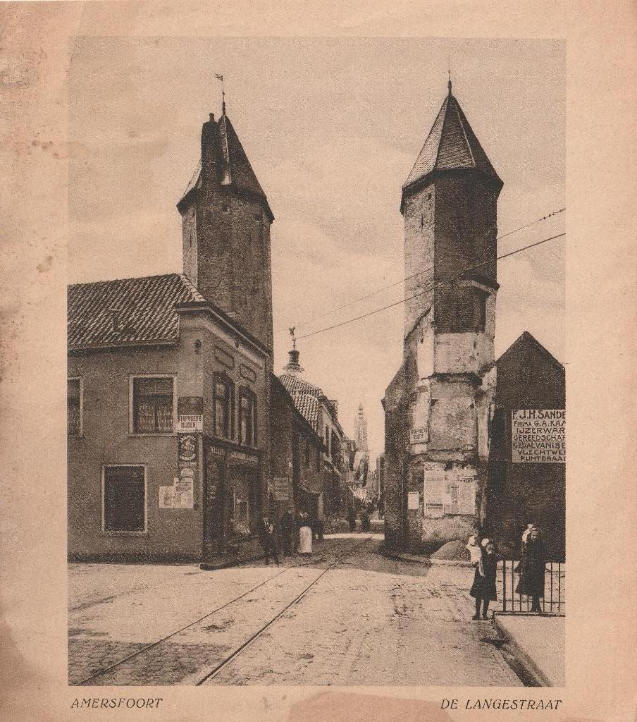 12 st Oude Kalenderfoto,s, Foto, Ophalen of Verzenden, Zo goed als nieuw, Gebouw