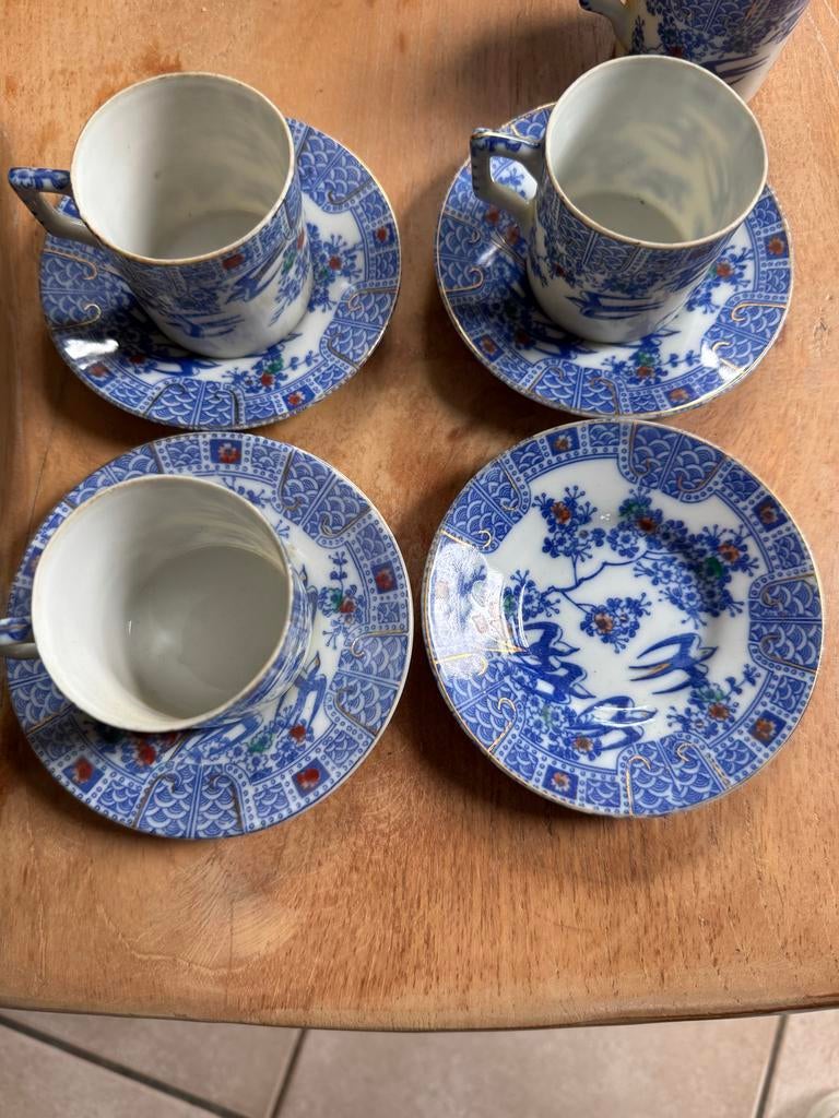 Set van 4 Imari stijl kopjes met schotels, Ophalen of Verzenden