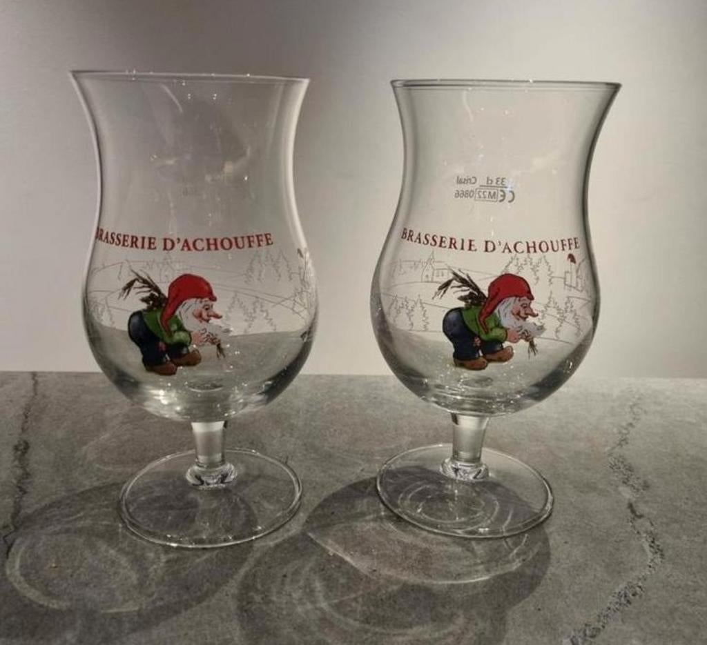 Twee originele La Chouffe bierglazen. In nieuwstaat,, Verzamelen, Biermerken, Ophalen of Verzenden, Zo goed als nieuw, Glas of Glazen