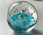 Glazen presse-papier met blauwe spiraal en bubbels, Ophalen of Verzenden, Gebruikt