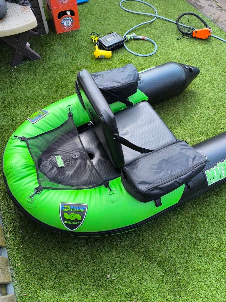 Madcat fps 180 bellyboat., Watersport en Boten, Hengelsport | Roofvissen, Ophalen, Overige typen