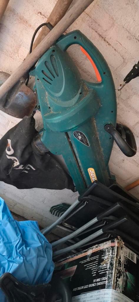 Bladblazer/bladzuiger 3000W met opvangzak, Tuin en Terras, Bladblazers, Gebruikt, Handgedragen, Elektrisch, Met opvangzak, Met versnipperfunctie