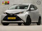 Toyota Aygo 1.0 VVT-i x-play (APPLE CARPLAY, BLUETOOTH, CAME, Voorwielaandrijving, Stof, Gebruikt, Zwart