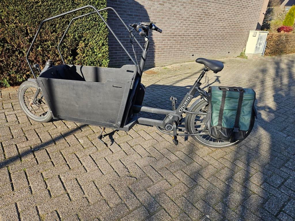 Qivelo electrische bakfiets zo goed als nieuw weinig km!, Fietsen en Brommers, Fietsen | Bakfietsen, Ophalen, Zo goed als nieuw