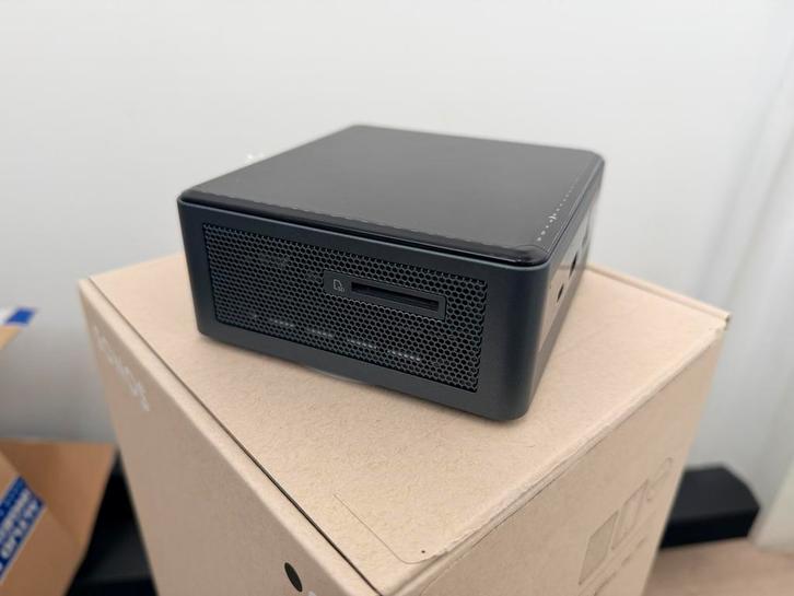 Intel NUC 10 i7 32GB RAM, 2TB NVMe, 500GB SSD, Computers en Software, Desktop Pc's, Zo goed als nieuw, 4 Ghz of meer, SSD, 32 GB