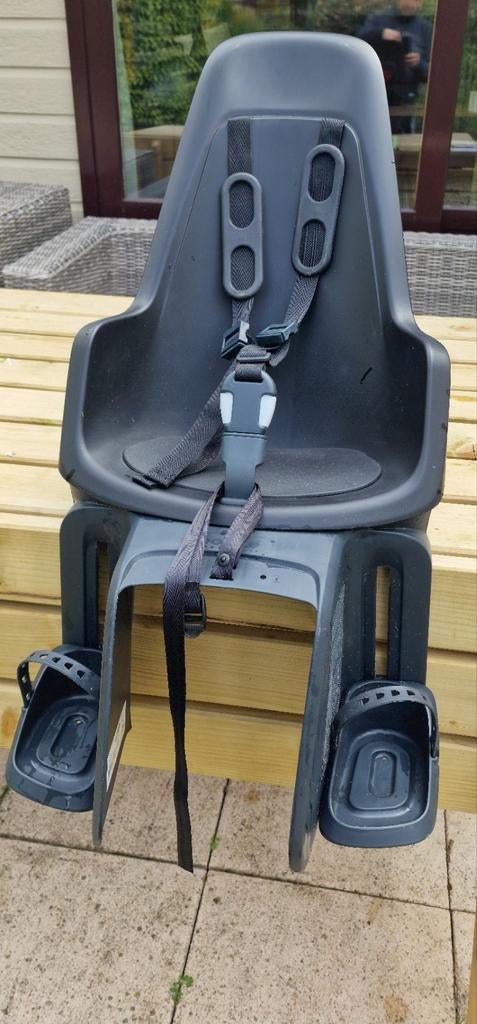 Bobike One Maxi E-BD achterzitje, kleur: Urban Black, Fietsen en Brommers, Fietsaccessoires | Fietsstoeltjes, Zo goed als nieuw