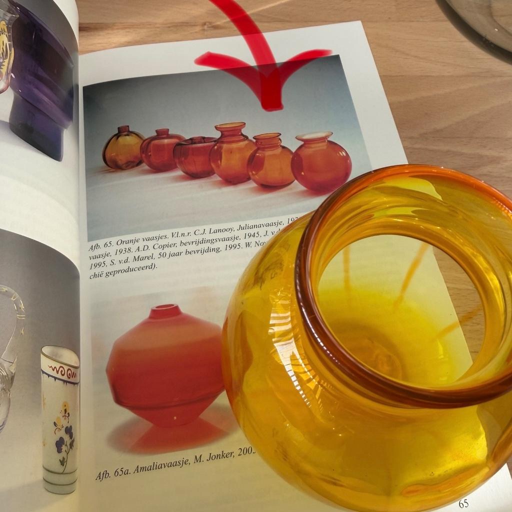 Siem van der Marel Leerdam Oranje vaasje, Ophalen