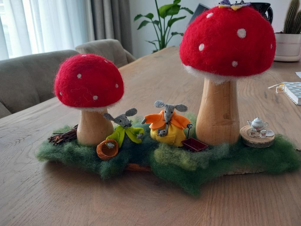 Muizen en paddestoelen vilt seizoenstafel vrijeschool, Ophalen of Verzenden
