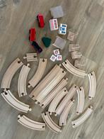 Houten treinbaan met treintjes en accessoires, Ophalen of Verzenden, Gebruikt