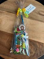 Complete traktatie met naam-hanger en persoonlijk kaartje!, Ophalen of Verzenden, Nieuw, Feestartikel, Verjaardag