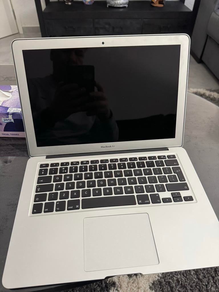 MacBook Air 13 inch, Qwerty, 13 inch, Ophalen of Verzenden, Zo goed als nieuw