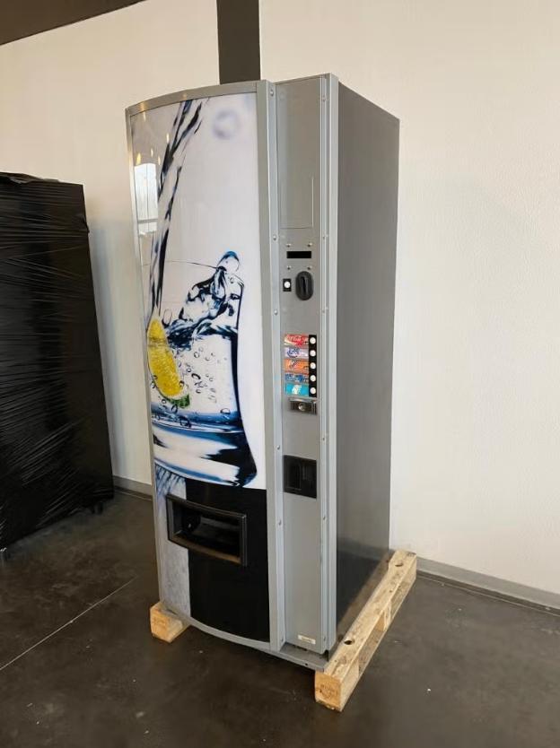 Vendo 5 selecties drankautomaat | Vendingmachine refurbished, Verzamelen, Ophalen, Gebruikt, Vending Master, Info@vendingmaster.nl