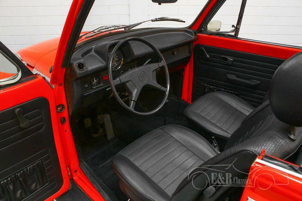 VW Kever Cabriolet | Gerestaureerd | Goede staat | 1977, Achterwielaandrijving, Zwart, Cabriolet, Bedrijf