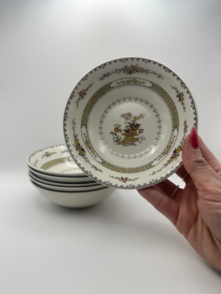 6x Royal Doulton Hamilton dessert schaaltjes, Huis en Inrichting, Keuken | Servies, Ophalen of Verzenden, Zo goed als nieuw, Kom(men)
