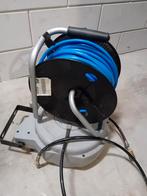 Uittrekbare haspel 10 mtr + 20 mtr af rol haspel., Ophalen