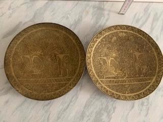 2x Koperen bordjes Geel koper Antiek wandbord € 40,00, Antiek en Kunst, Antiek | Koper en Brons, Koper, Ophalen of Verzenden