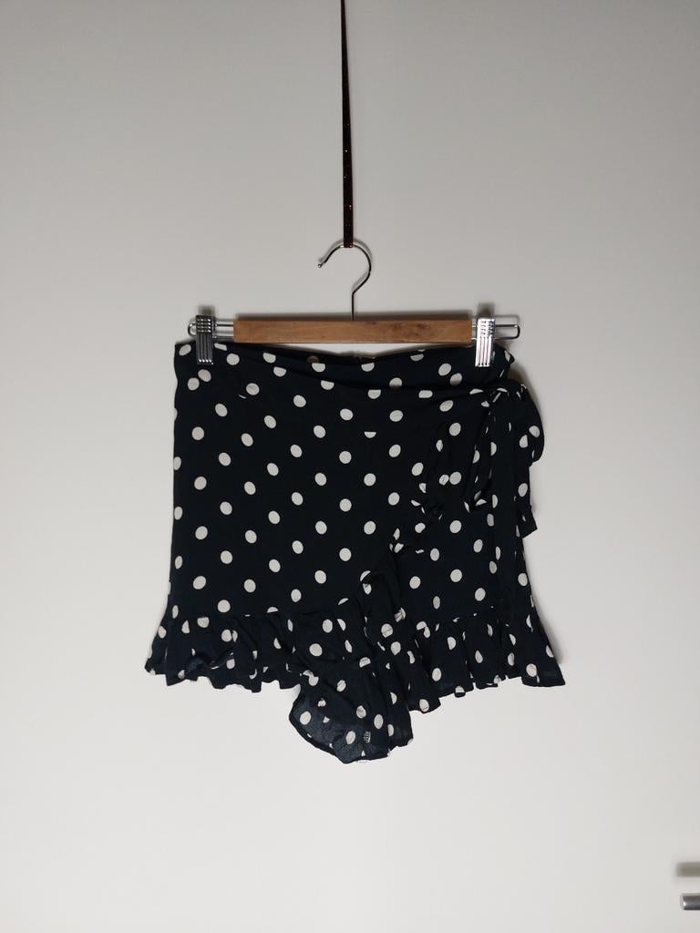 Zara broekrok maat XS z.g.a.n. Zara skort maat XS z.g.a.n., Kleding | Dames, Rokken, Zara, Ophalen of Verzenden, Zo goed als nieuw