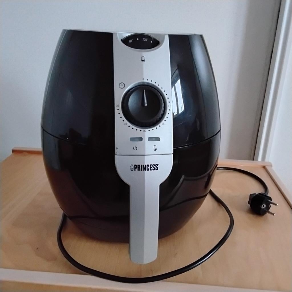 Airfryer Princess XL met het "Airfryer boek" in prima staat, Ophalen of Verzenden, Zo goed als nieuw, Airfryer XL