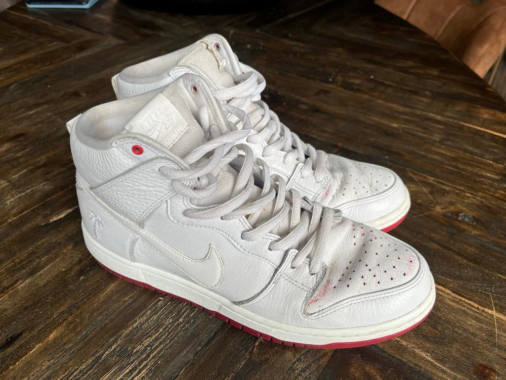 Nike SB Dunk High x Kevin Bradley, Kleding | Heren, Schoenen, Wit, Ophalen of Verzenden, Sneakers of Gympen, Zo goed als nieuw