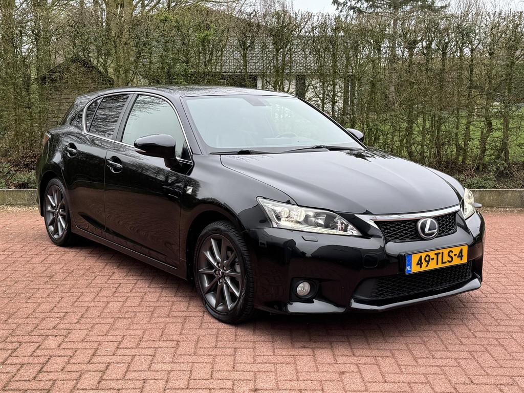 Lexus CT 200h F-Sport Line Trekhaak Leder Stoelverwarming, Auto's, Lexus, Euro 5, 136 pk, Gebruikt, 4 cilinders