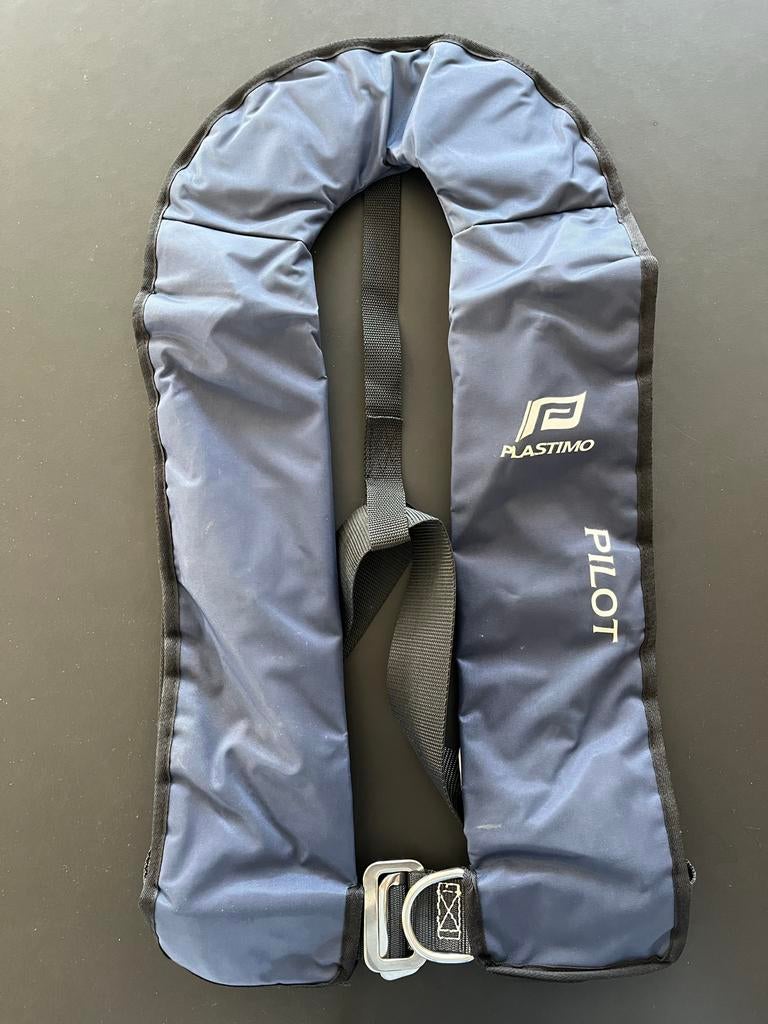 4x Plastimo Pilot 150N Automatisch Reddingsvest met Harnas, Ophalen of Verzenden, Nieuw, Dame of Heer, Reddingsvest of Zwemvest