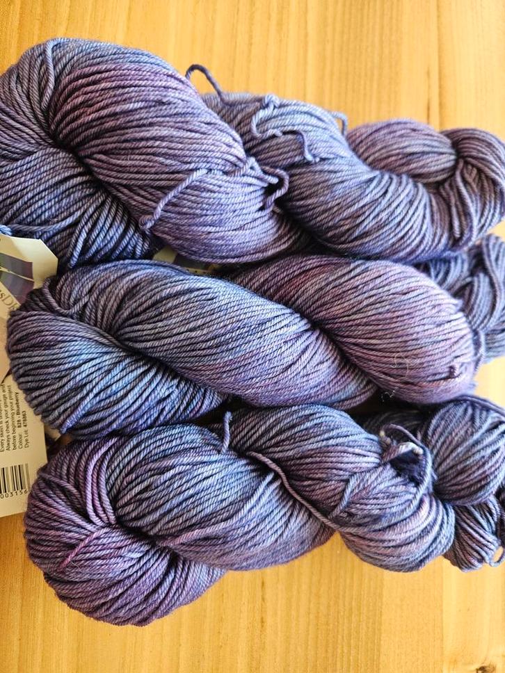 Fyberspates Vivacious DK - Blueberry (100% Merino Wol), Hobby en Vrije tijd, Breien en Haken, Ophalen of Verzenden