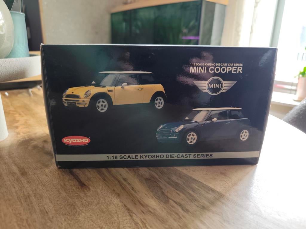 Kyosho Mini Cooper geel Die-Cast Model 1:18 Schaal, Hobby en Vrije tijd, Modelauto's | 1:18, Ophalen, Zo goed als nieuw, Kyosho
