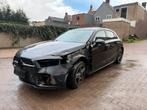 Mercedes a250e Amg Bouwjaar 2020, Auto diversen, Schadeauto's, Wit, Mercedes-Benz, Hybride Elektrisch/Benzine, Hatchback