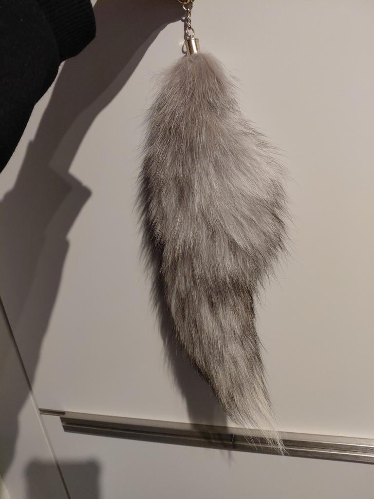 Grijze therian wolven staart, Ophalen of Verzenden, Nieuw, Overige typen