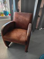 GRATIS! Ronde tafel met 4 stoelen, Ophalen, Gebruikt, 4 tot 6 stoelen