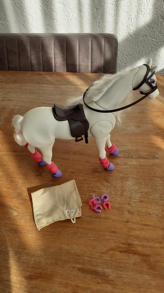 Amika paard met accessoires, Ophalen of Verzenden, Gebruikt, Meisje