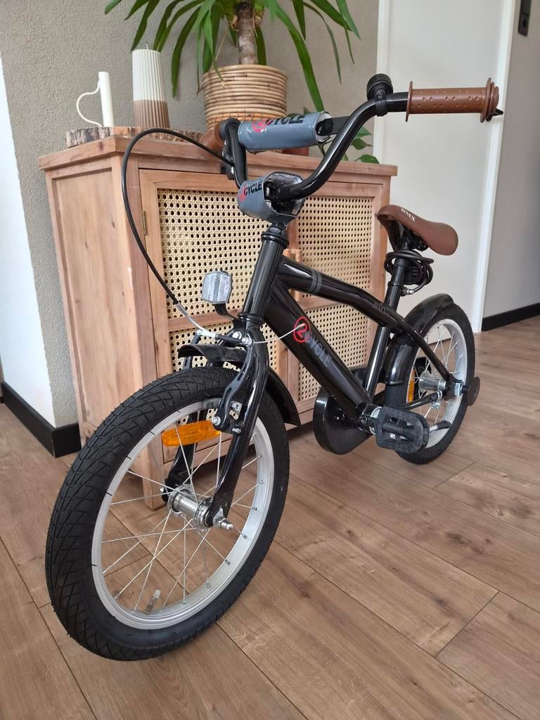 2Cycle kinderfiets 16 inch - Zo goed als nieuw, Ophalen of Verzenden