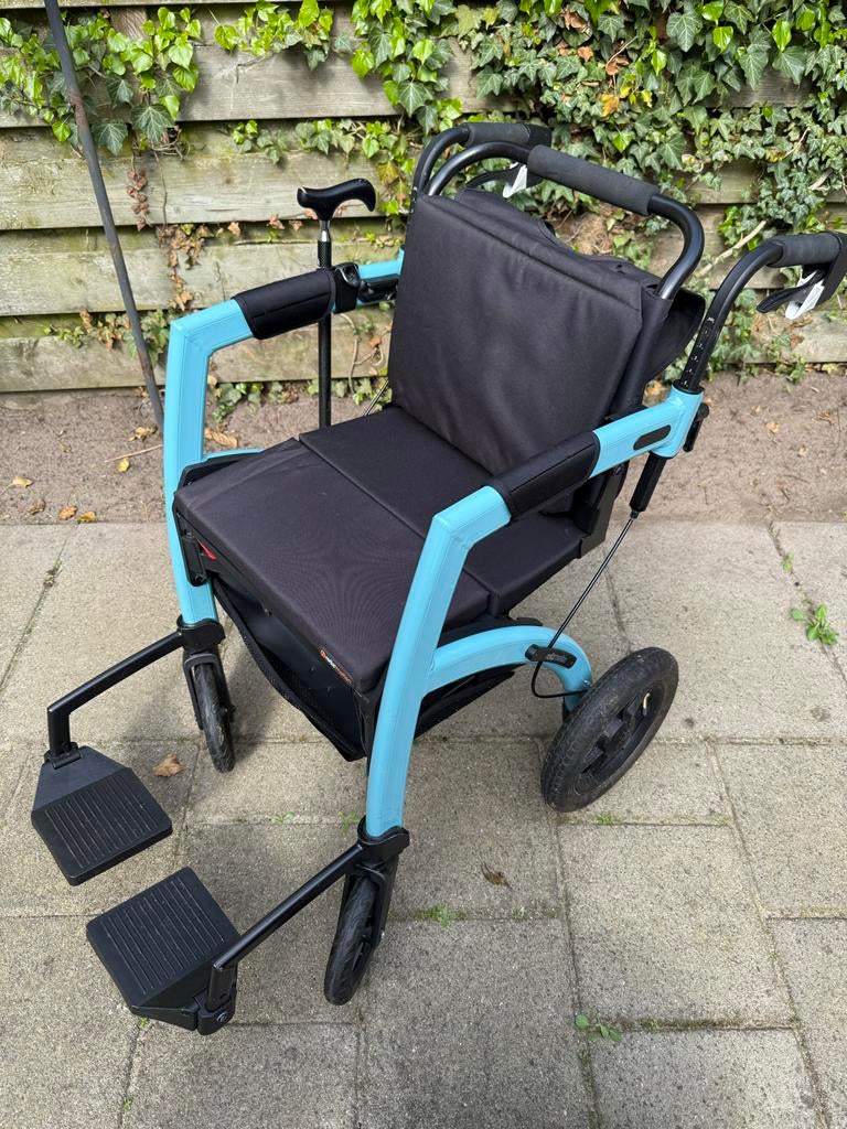 Rollz Motion 2-in-1 rollator en rolstoel + wandelstokhouder, Ophalen, Inklapbaar, Gebruikt, Duwrolstoel