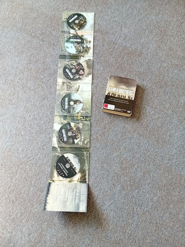 Dvd  box Band of Brothers Engelstalig, Vanaf 16 jaar, Ophalen of Verzenden, Zo goed als nieuw