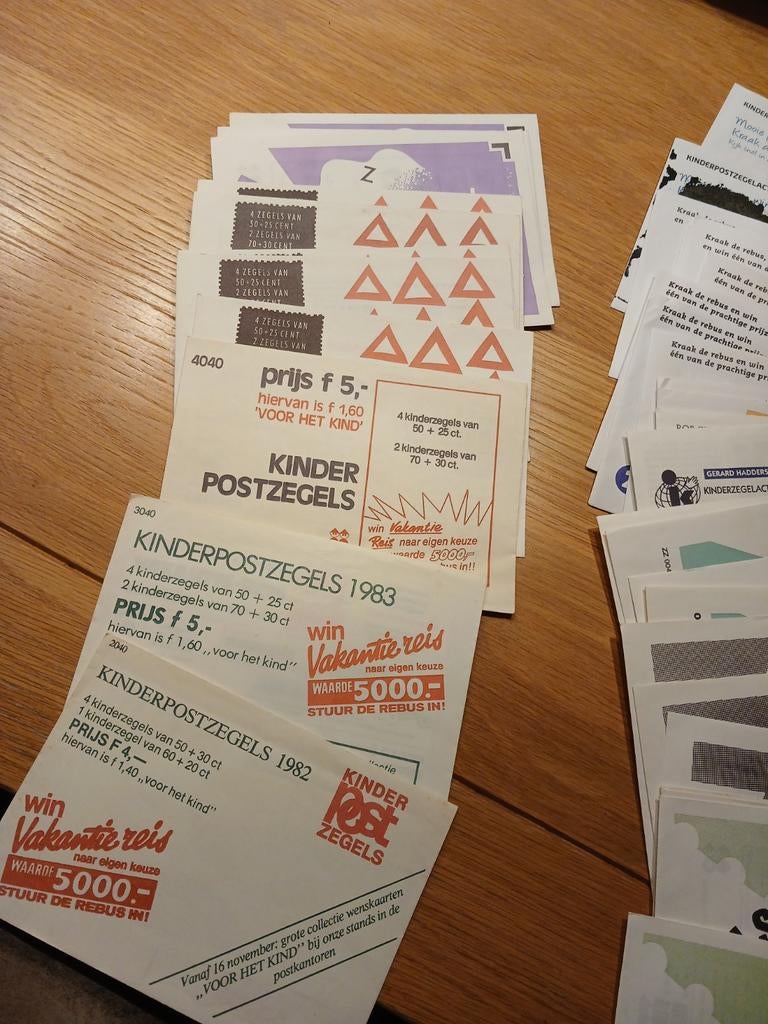 Kinder postzegels 37 mapjes, Postzegels en Munten, Verzenden, Nederland