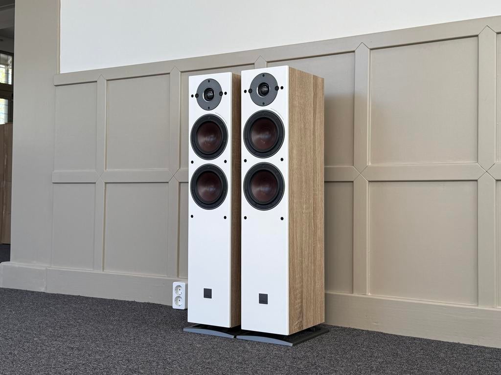 Dali Oberon 5 / B-stock / 2 jaar garantie, Overige merken, Ophalen of Verzenden, Zo goed als nieuw, /