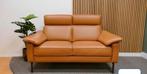 Prominent , Cognac Leer, 2-zits, Zo goed als nieuw!, Huis en Inrichting, Banken | Bankstellen, Ophalen, Tweepersoons, Zo goed als nieuw