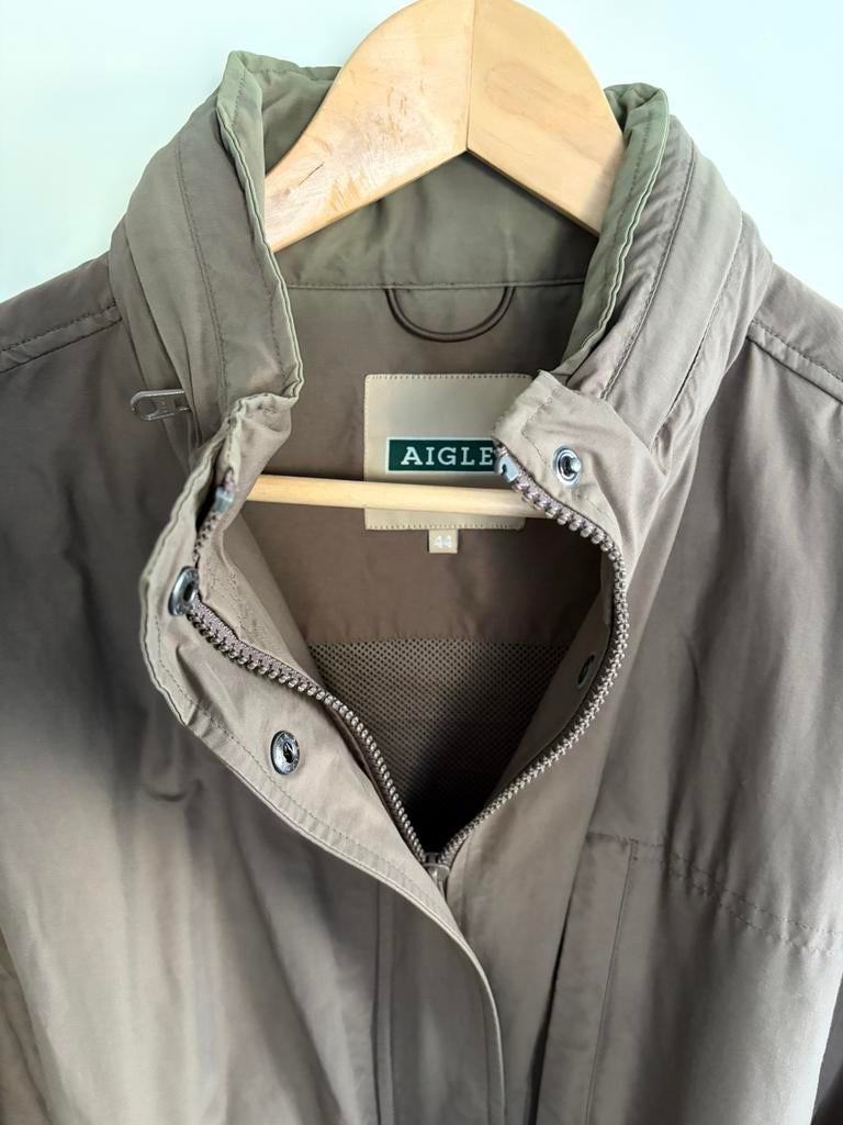 Aigle parka, khaki/leverkleur, maat 42/44, Ophalen of Verzenden, Zo goed als nieuw, Maat 42/44 (L), Groen