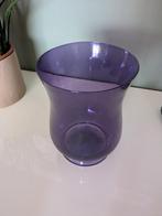 Paarse vaas, Huis en Inrichting, Woonaccessoires | Vazen, Overige kleuren, Ophalen of Verzenden, Minder dan 50 cm, Glas