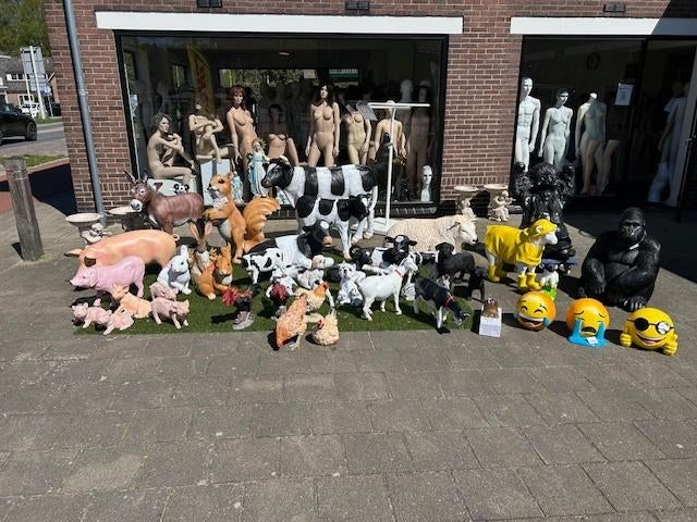 dieren beelden, koe, varken, eekhoorn, haan, kip, hond etc., Ophalen of Verzenden, Zo goed als nieuw, Dier