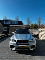 BMW X5 4.4 I M AUT 2011 Grijs veel opties, Auto's, BMW, Automaat, 4395 cc, 3000 kg, Bruin