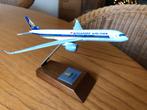 Singapore Airlines   Airbus A350-900, Hobby en Vrije tijd, Modelbouw | Vliegtuigen en Helikopters, Overige merken, 1:200 of kleiner
