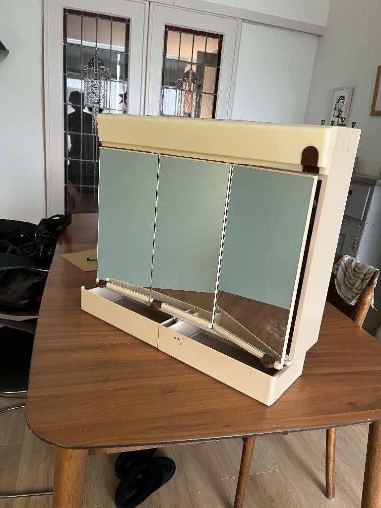 Vintage Badkamer / medicijn kastje, Ophalen, Spiegelkast, 50 tot 100 cm, Zo goed als nieuw